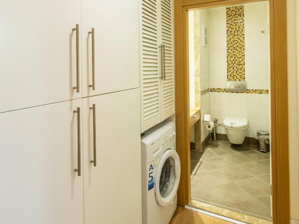 Apart Otel Address 4*
